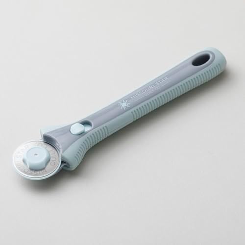 Missouri Star Rotary Cutter, 28mm Blade, Rolling Cutter Tool for Quilt