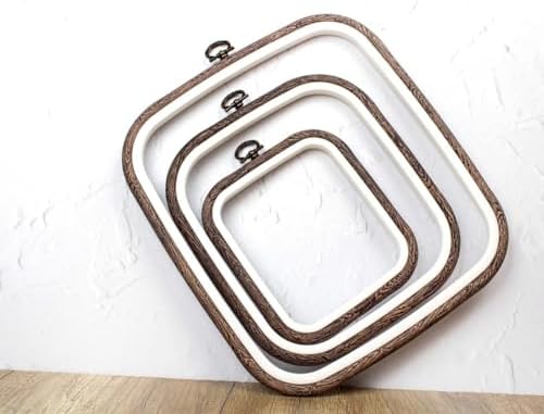Nurge 3 Piece Embroidery Hoop Set Imitated Wood Display Frame, Plastic
