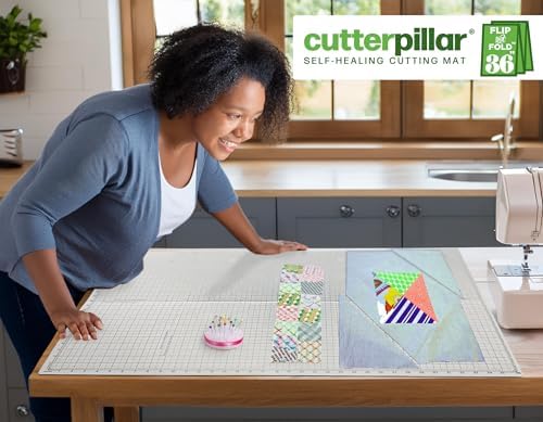 Cutterpillar Flip & Fold | Self-Healing Cutting Mat | 9" x 12" to 24"