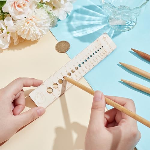 NBEADS Wood Knitting Needle Gauge and Ruler