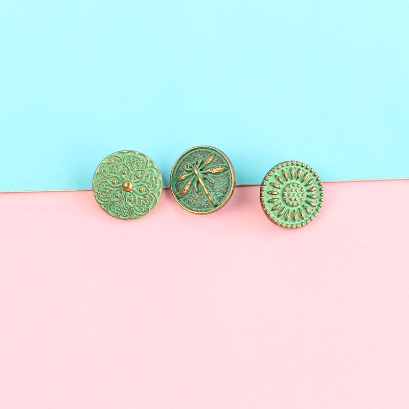 30Pcs Vintage‐Finish Metal Buttons,17.5mm Green Patina Floral‐Engraved