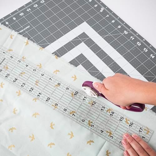 Fiskars 18" x 24" Folding Self Healing Cutting Mat for Travel and