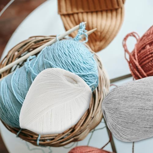 Xmas Wool Yarn 6 Balls for Knitting and Crochet, Soft Fine Thread
