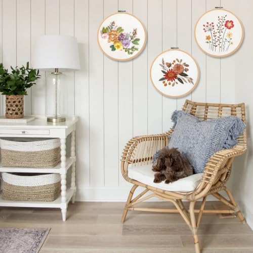 Faylapa 16 Pieces 8 Inch Embroidery Hoops Set Bulk
