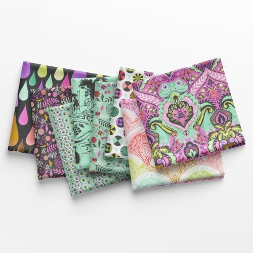 Prince Charming Déjà Vu Fat Quarter Bundle (8 Pieces) by Tula Pink for