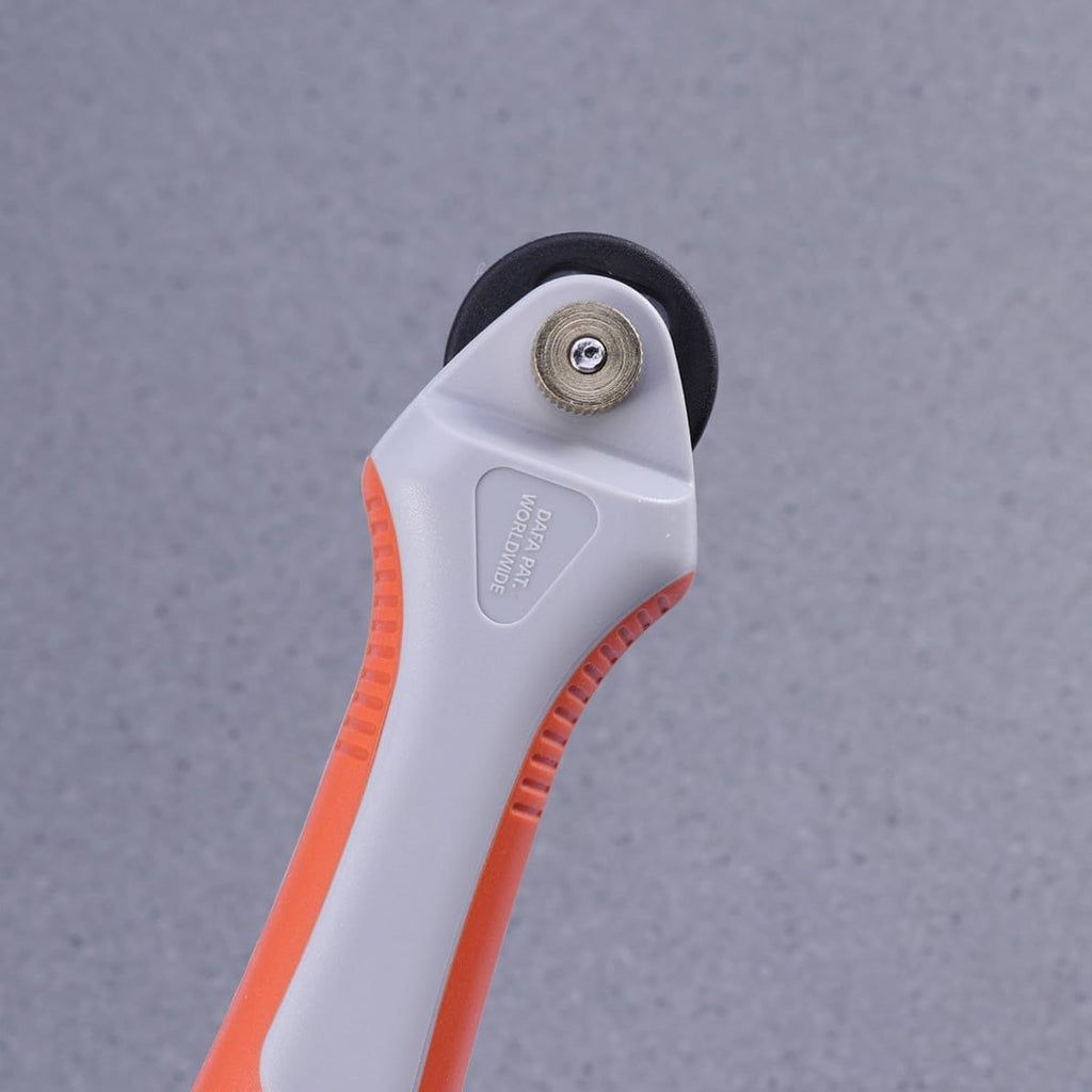 28mm Rotary Cutter with Cushion Grip for Quilting and Sewing
