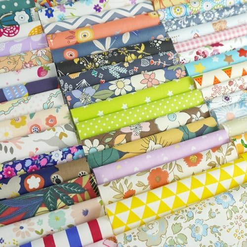 200pcs 10cm x 10cm Floral Cotton Fabric Squares