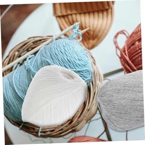 Wool Yarn Soft Fine Thread for Knitting and Crocheting, 6 Balls Xmas