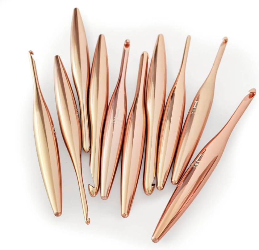 Furls Crochet Hook, Blush Streamline Metal Polished & Matte Finish