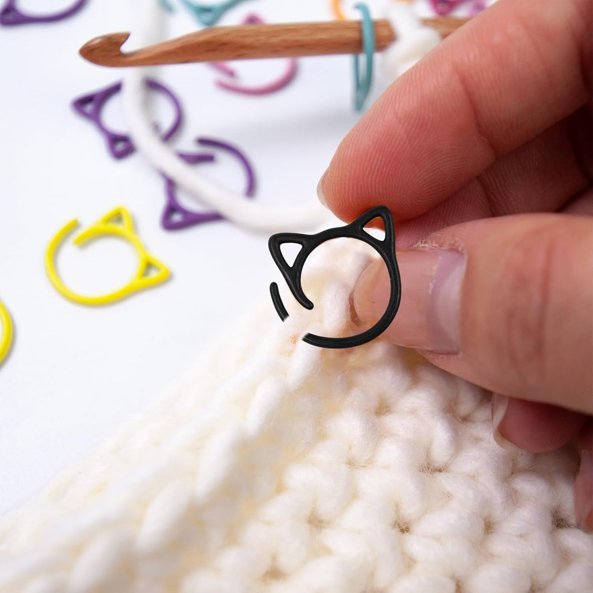 Watreketal Stitch Markers,25 PCS Metal Knitting Markers, Cats Shaped