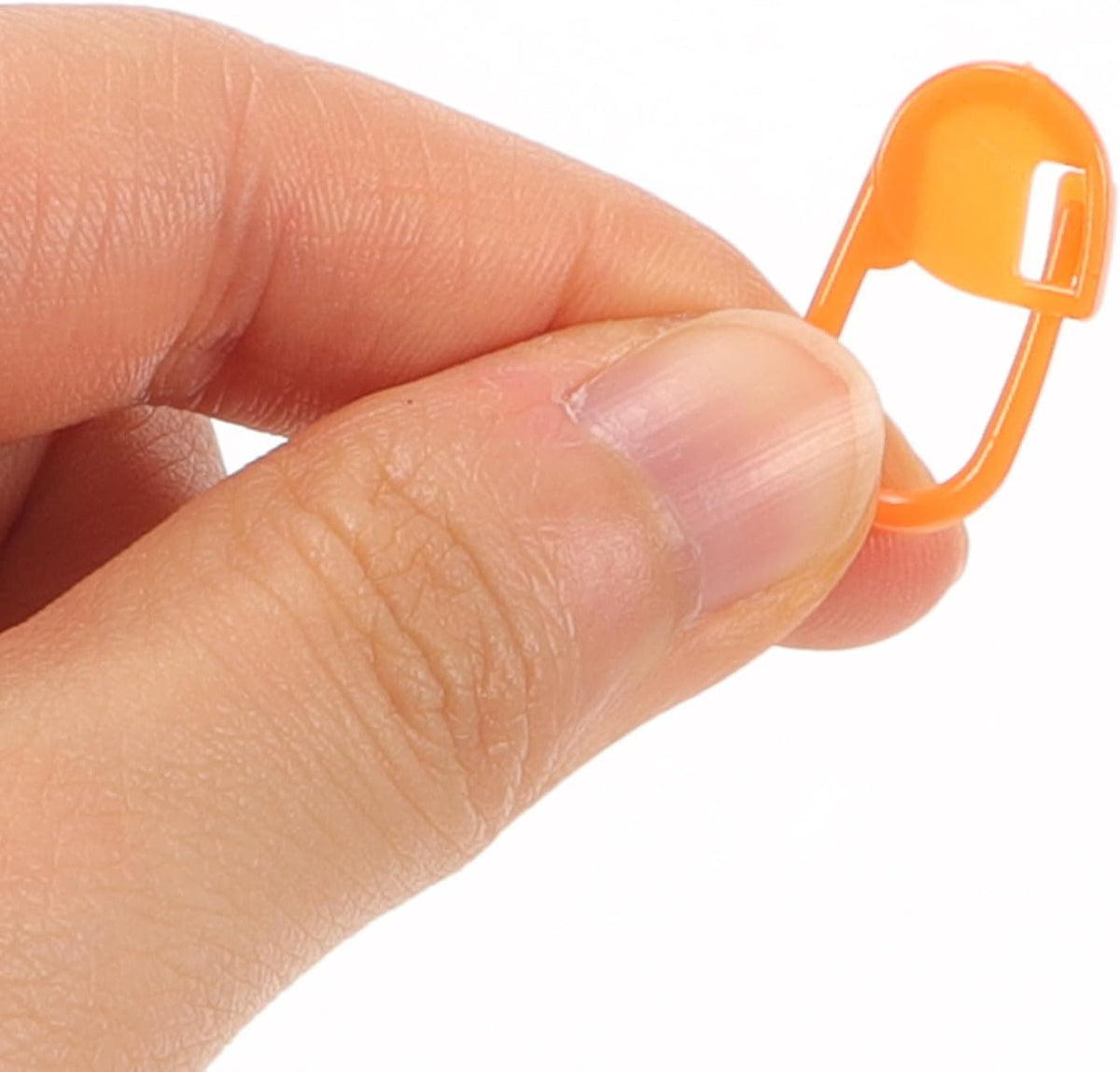 Colorful Plastic Stitch Markers for Knitting Crochet Projects and