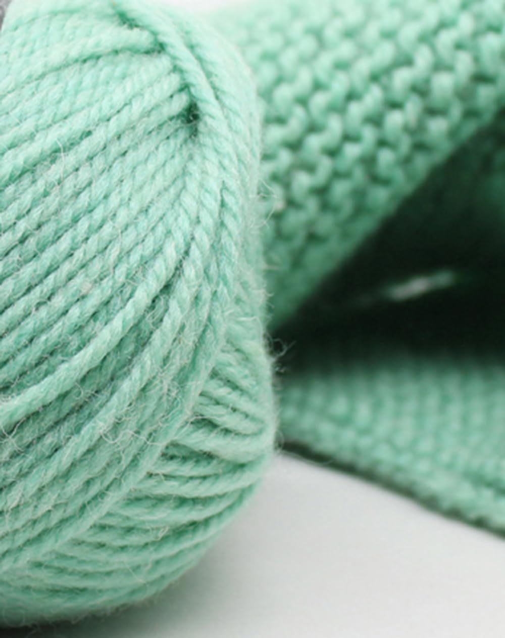 4 Balls Thick Yak Wool Yarn, Medium Worsted Weight #4 Wool Yarn for