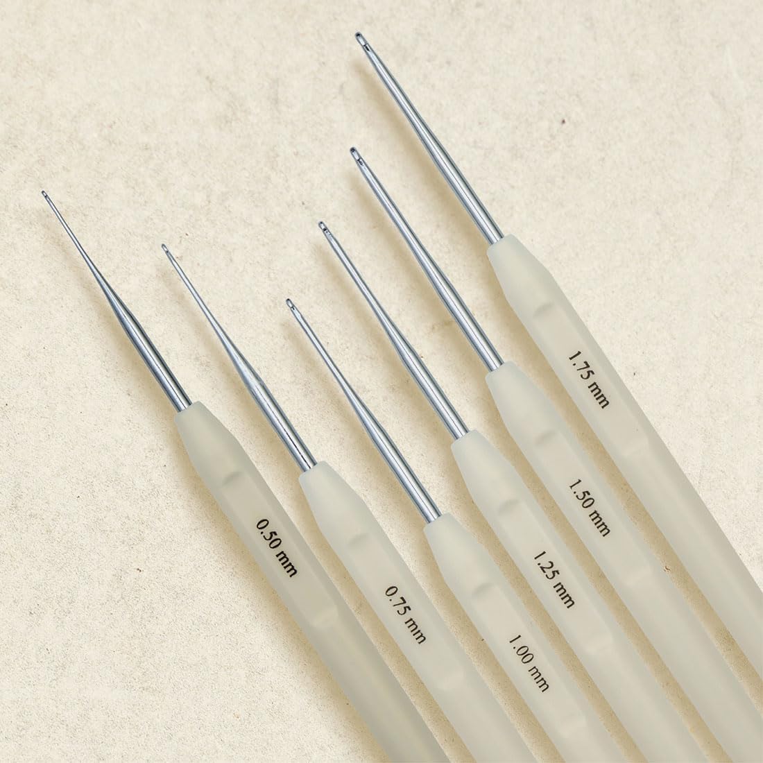 Knitter’s Pride Pearl Single-ended Steel Crochet Hook - 0.50 mm