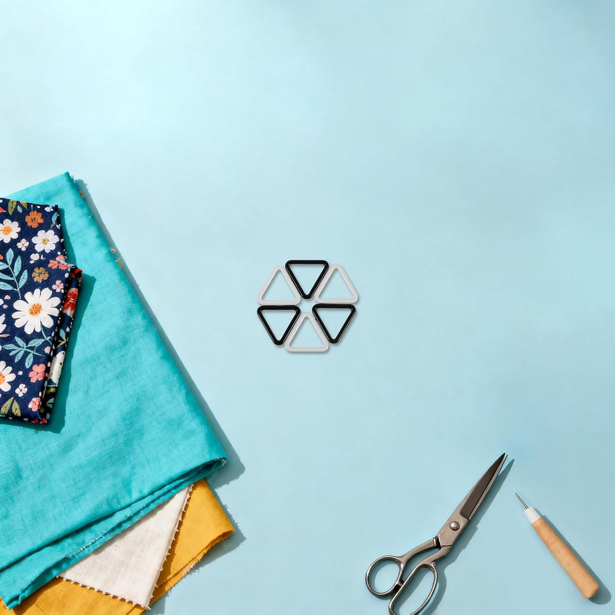 Triangle Metal Stitch Markers 30pcs for Knitters and Crochet