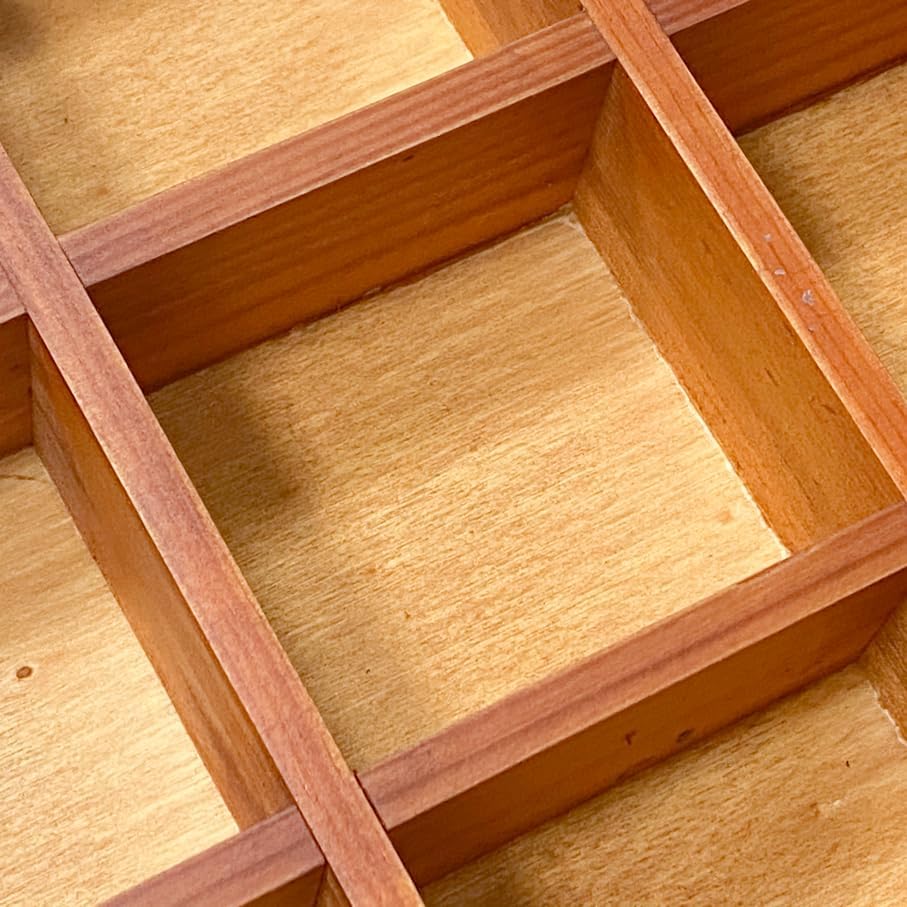 Cregugua 2 Pack Wooden Sorting Tray Grid Display Wood Divided