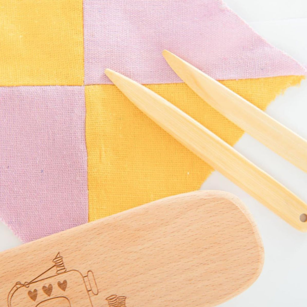 Portable Wooden Ironing Clapper for Quilters and Sewing Fabric Seams