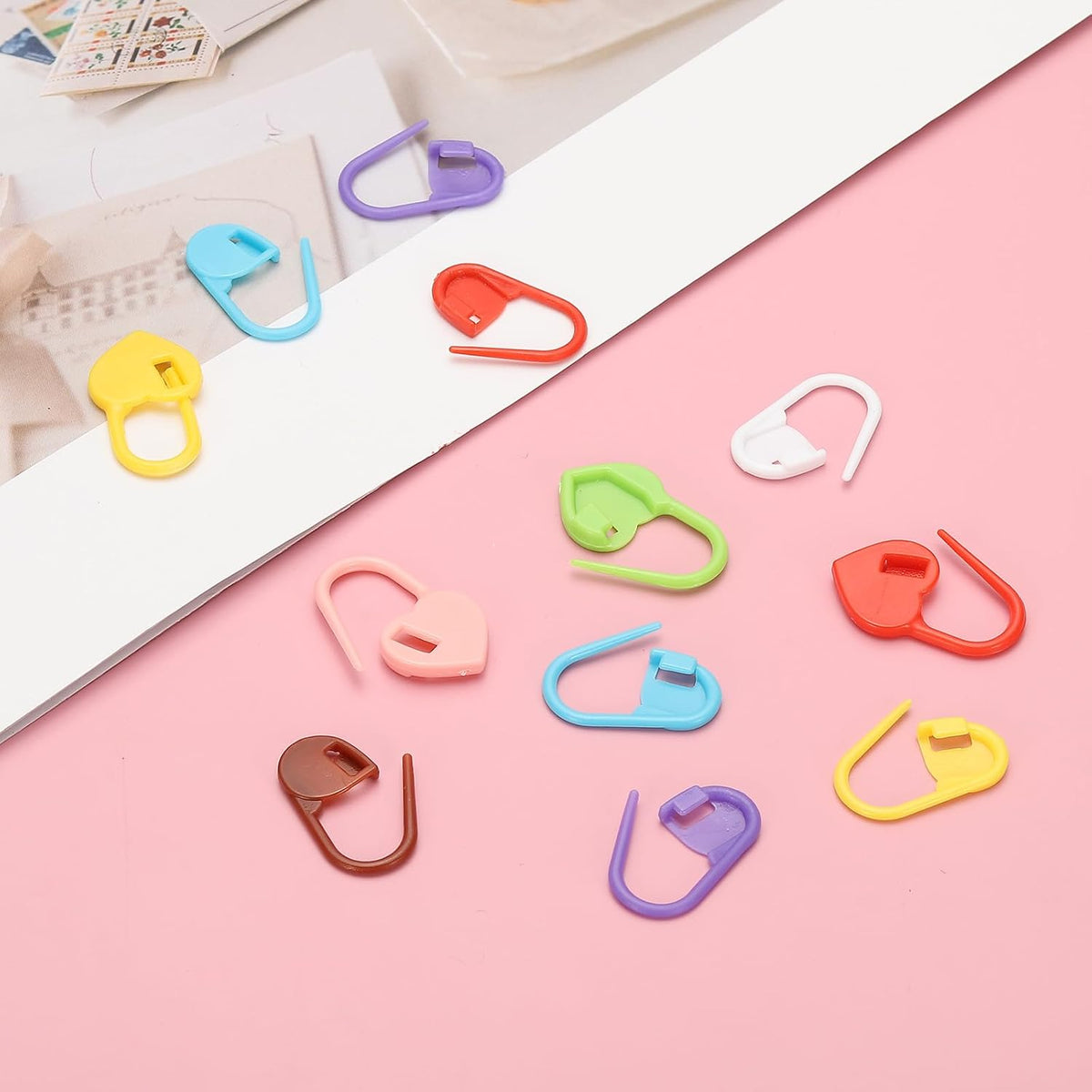 PATIKIL Crochet Stitch Markers, 200Pcs Plastic Knitting Markers Needle