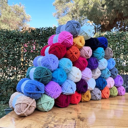 Velvet XL Chenille Yarn, Super Bulky, Eggshell
