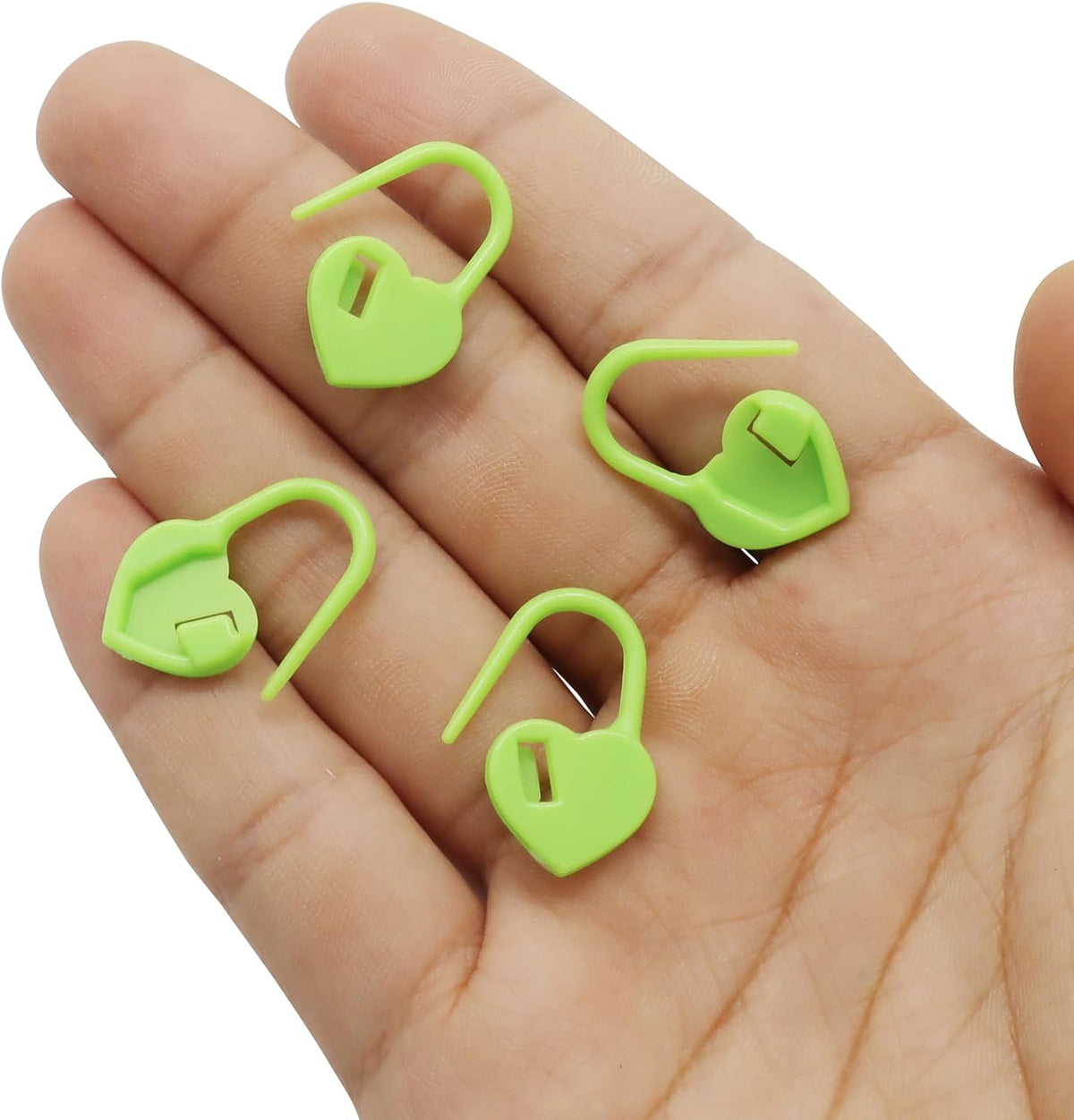 Coufce 200 Pcs Green Heart Stitch Markers for Crocheting