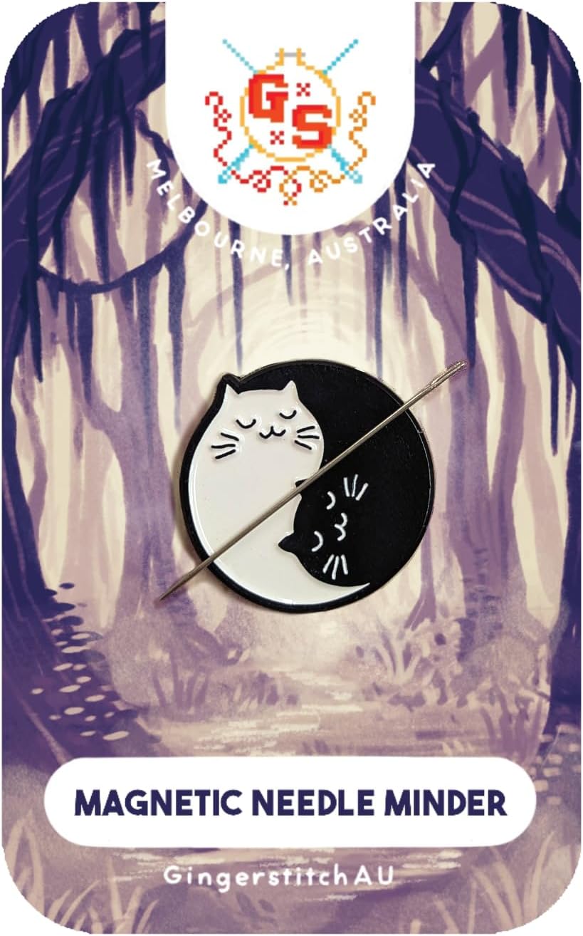 Yin Yang Cat Needle Minder
