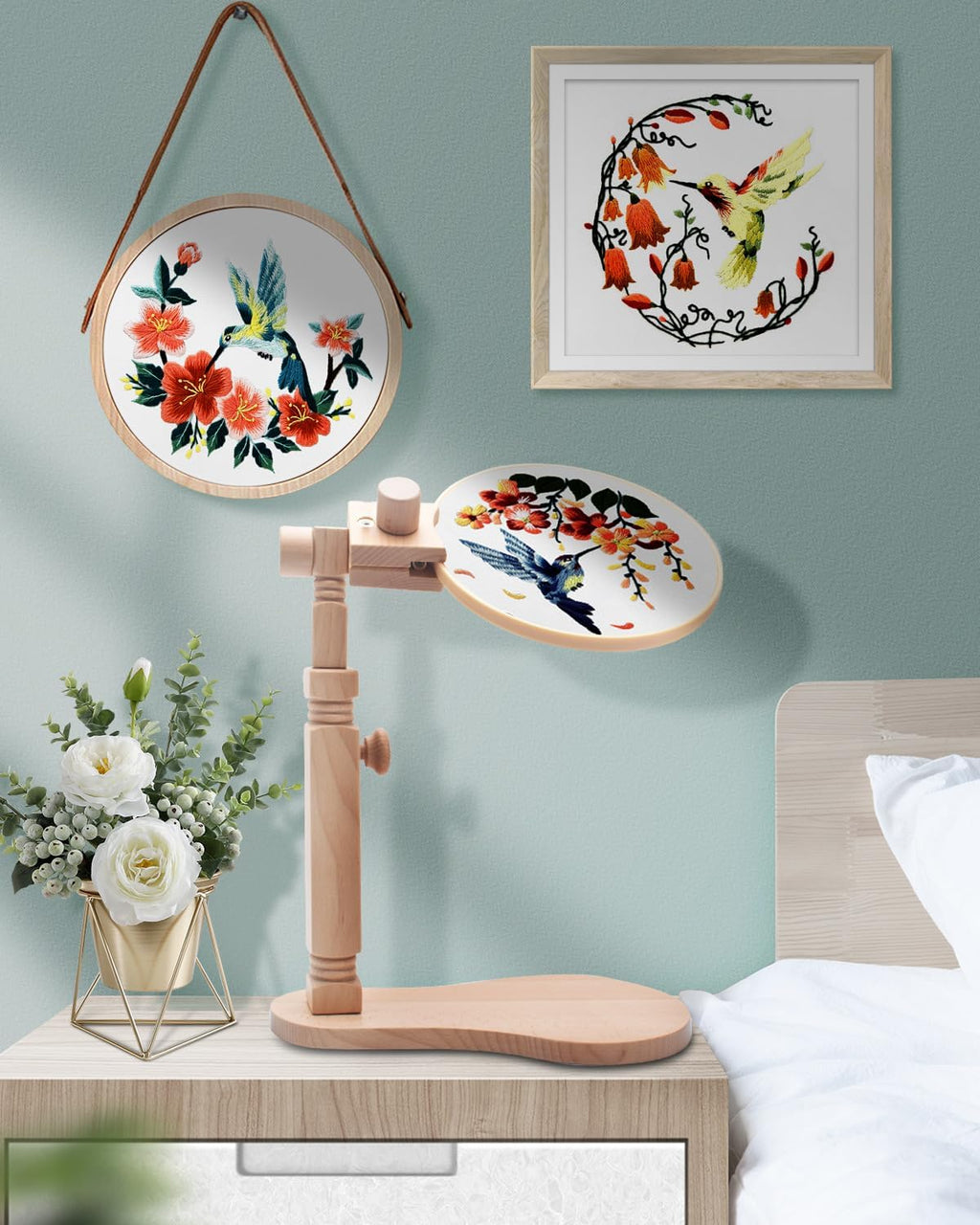 TINDTOP Beech Wood Embroidery Hoop Stand, with Hummingbird Embroidery