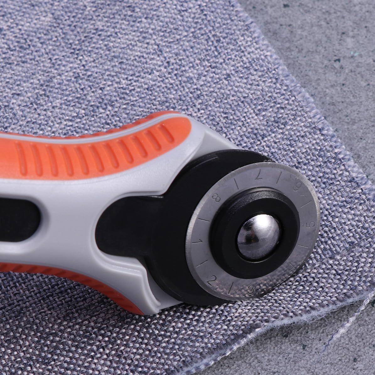 28mm Rotary Cutter with Cushion Grip for Sewing and Crafting Projects