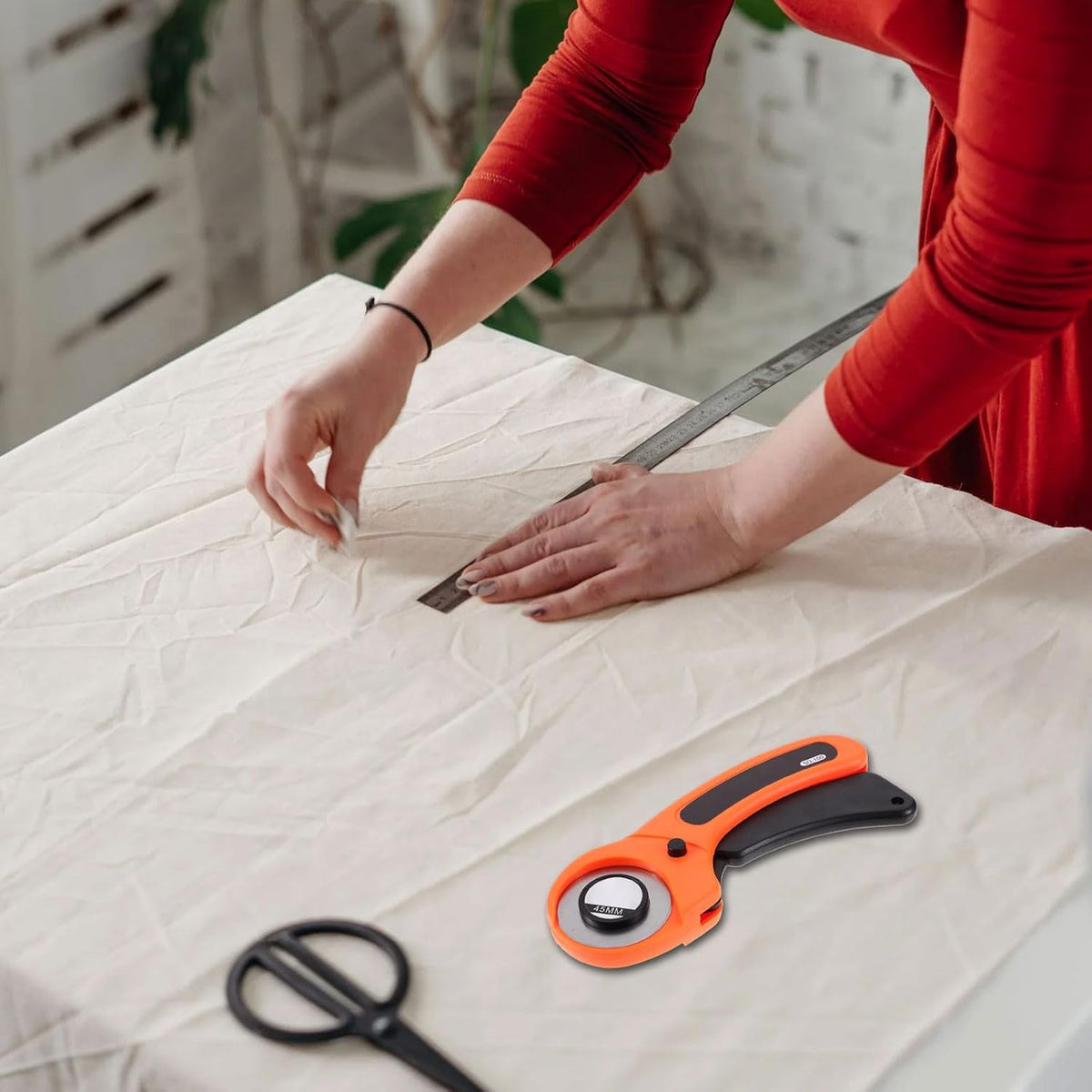 45mm Rotary Cutter for Fabric Cloth Precision Cutting Sewing Tool