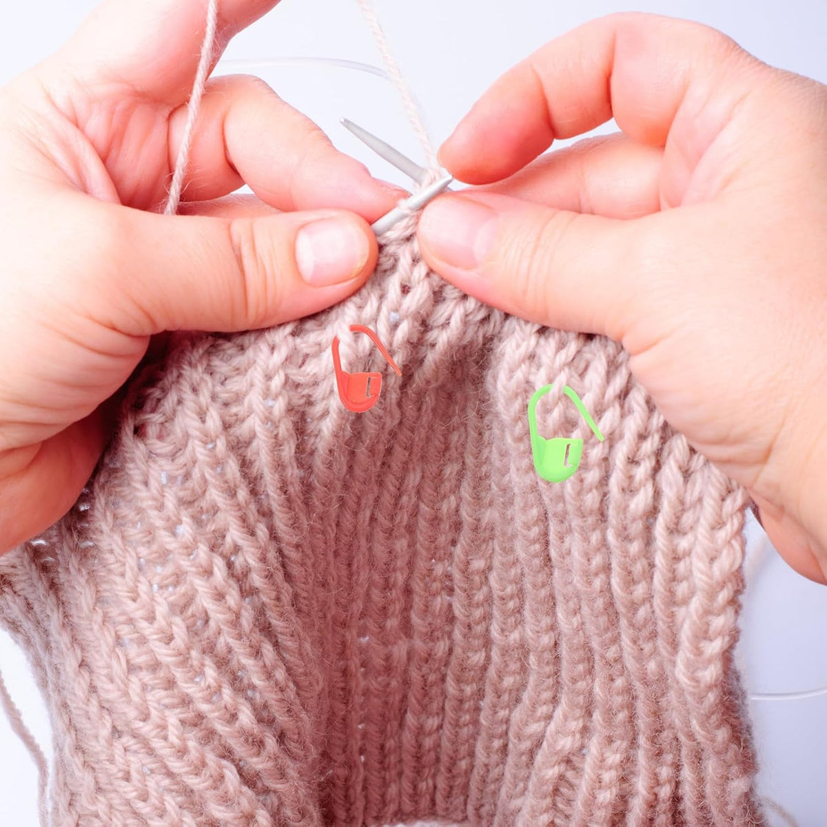 118pcs Knitting Stitch Markers for Aluminum Locking Clips, Winter