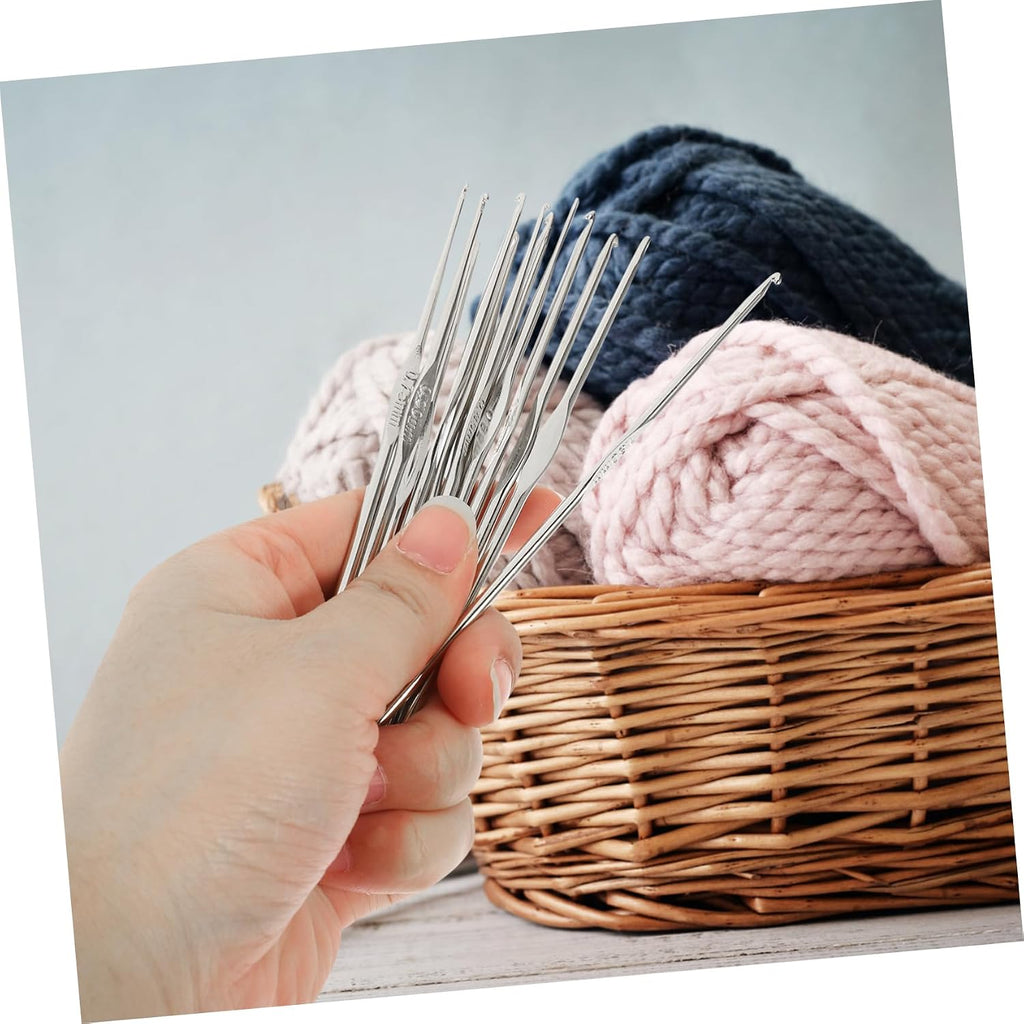 Crochet Hooks for Craft Enthusiasts, Stainless Steel 3 Sets Winter