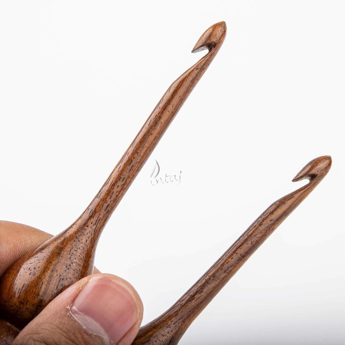 INTAJ Handmade Wooden Crochet Hook - Rosewood Needle Crochet Hooks Set