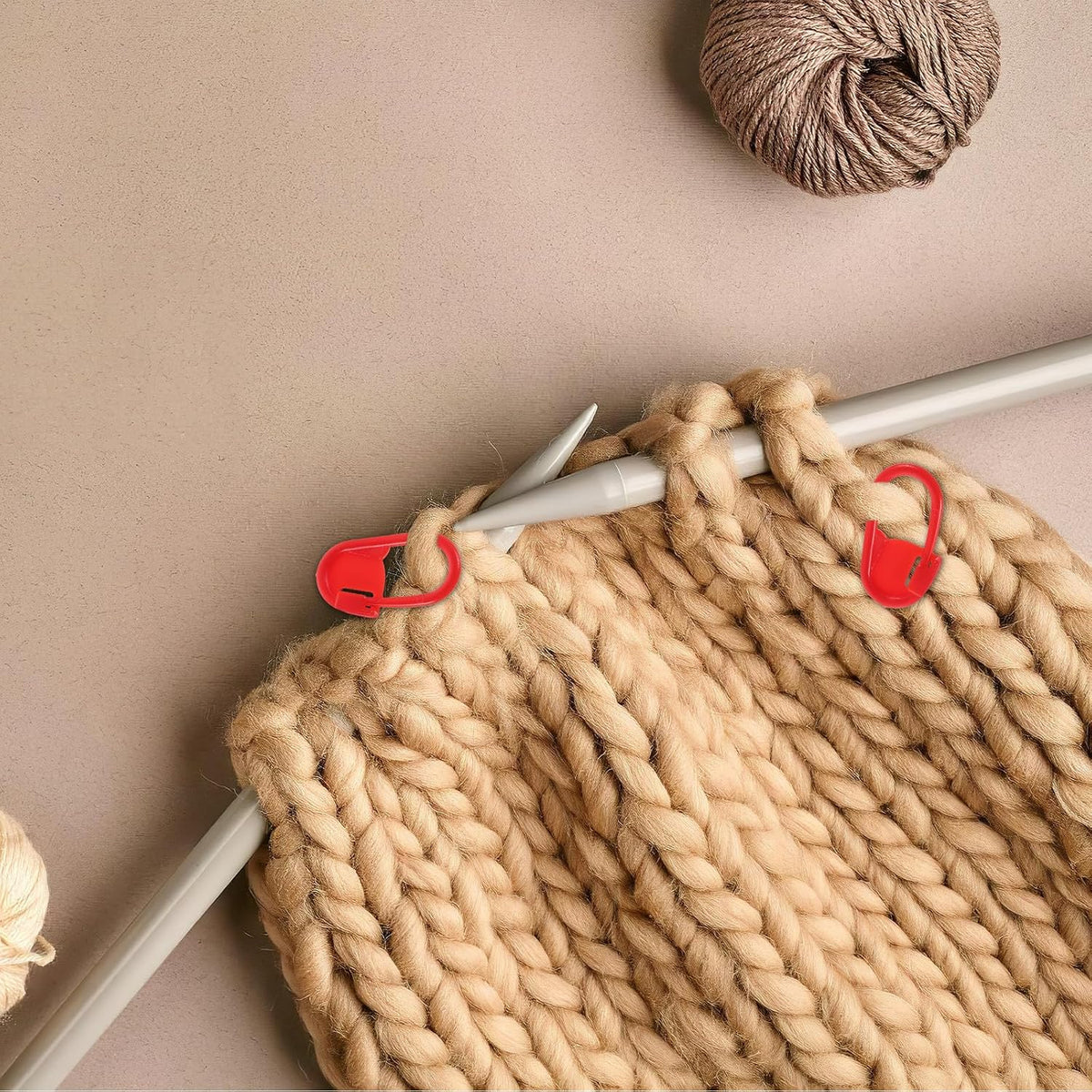 Crochet Stitch Markers Set for Knitters 1000pcs Plastic Red