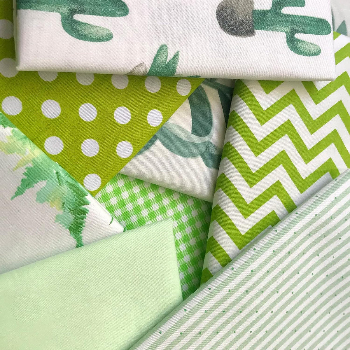 8pcs 18 x 22inches (46x56cm) Cotton Fabric Cactus Pattern Pre-Cut