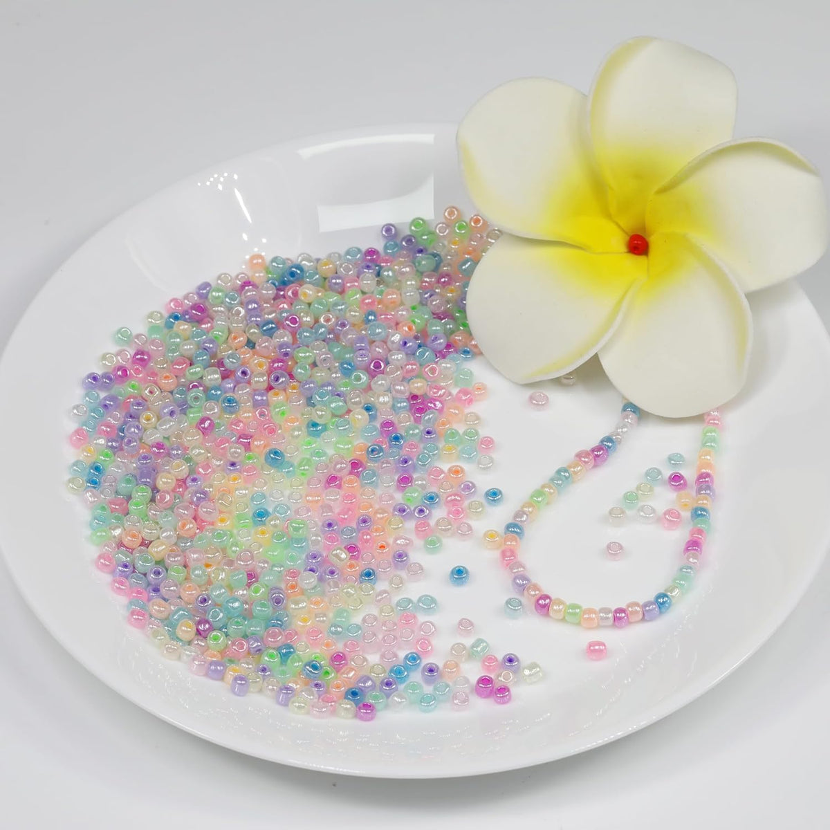 7200+pcs Size 4mm Glass Seed Beads for Making Jewelry, 48 Colors