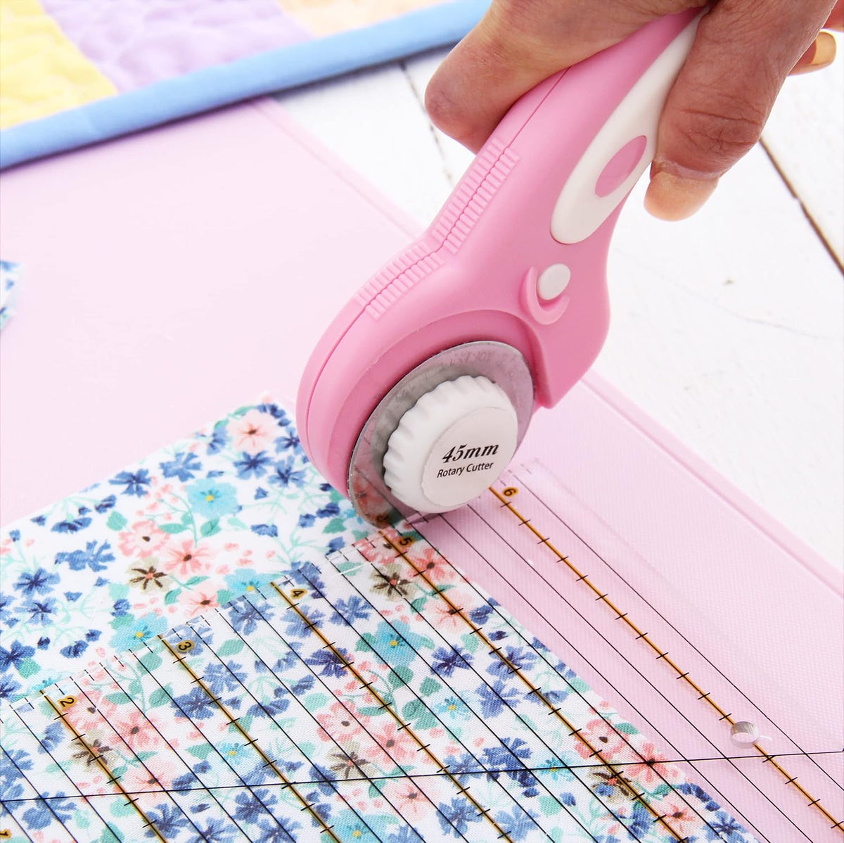 Threadart Ergonomic 45mm Rotary Cutter 45mm Blade Premium Long Life