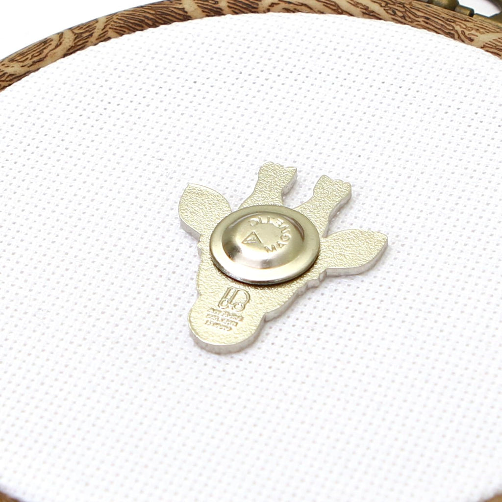 Awesome Pattern Studio Needle Minder Set – Mandala Giraffe Magnetic