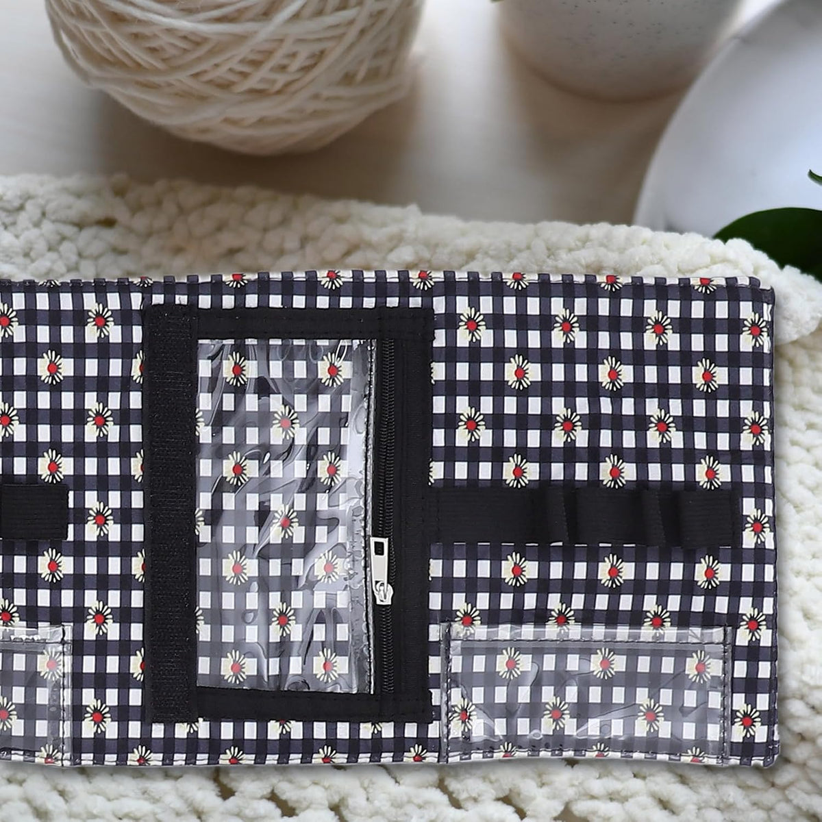 Crochet Hook Organizer Case, with Handle Detachable Yarn Storage Roll
