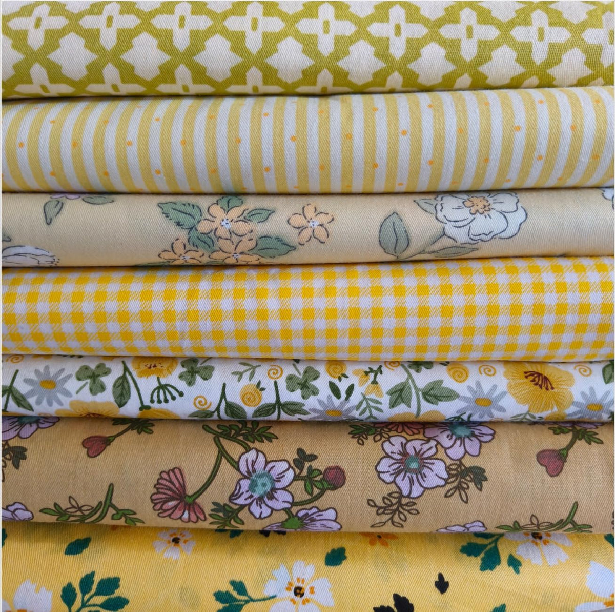 7PCS 9.8" x 9.8"(25 * 25CM) Quilting Fat Quarters Fabric Bundles, for