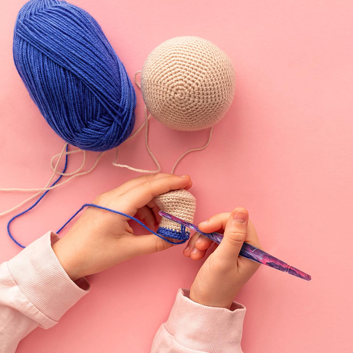 Ommi Ergonomic Handle Crochet Hooks | Handcrafted 7’’ Crochet Hook
