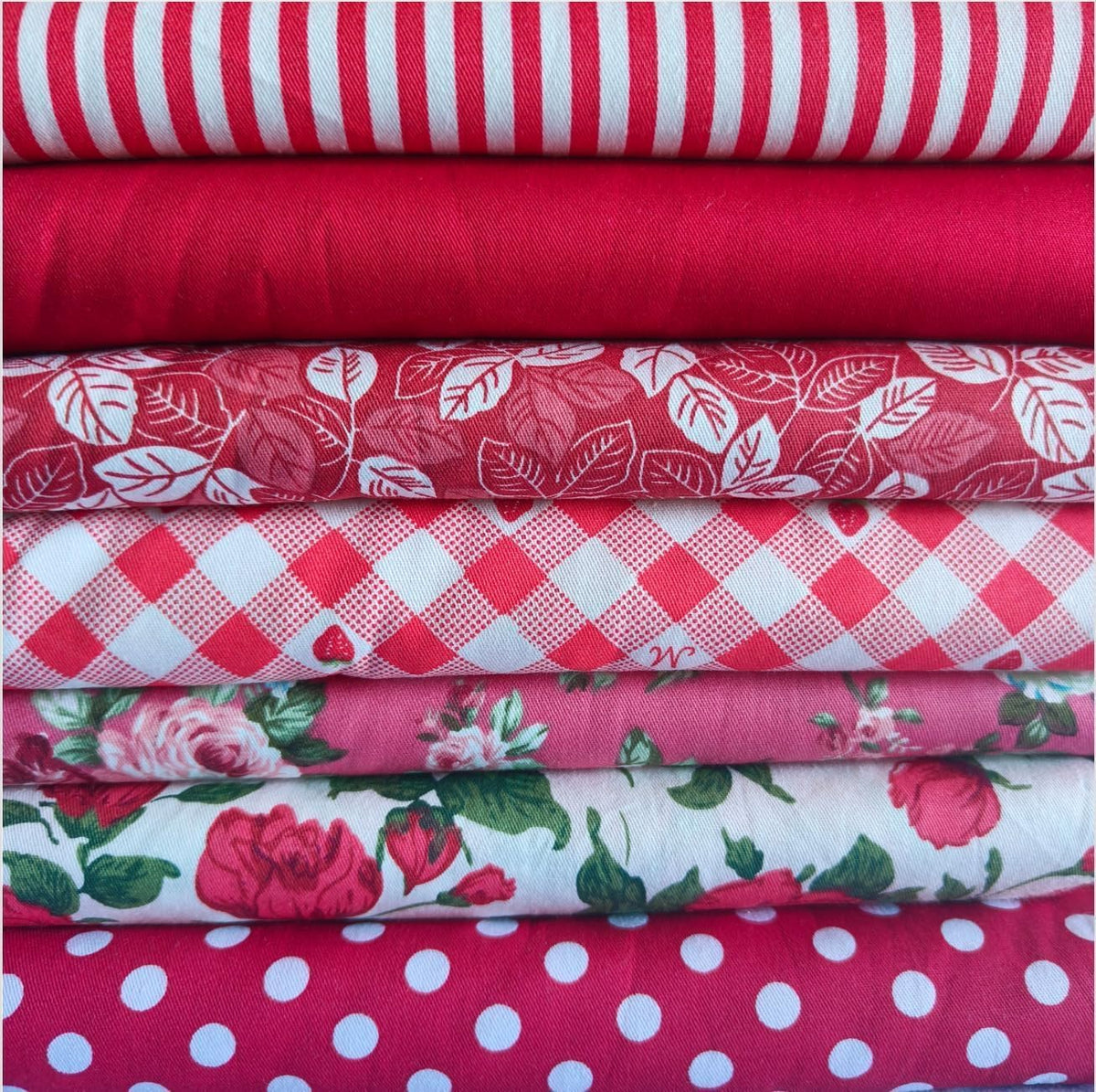 7PCS 18" x 22" Quilting Fat Quarters Fabric Bundles, for Sewing