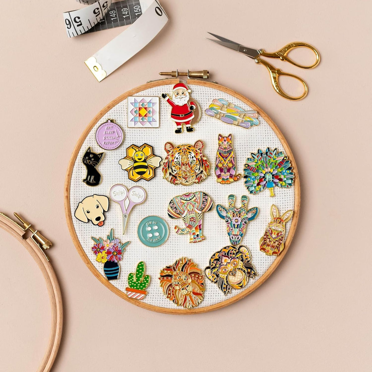 Meloca Designs Black Cat Needle Minder for Cross Stitch, Embroidery