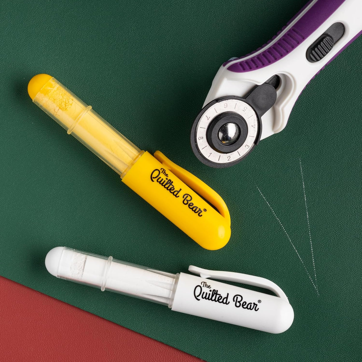 The Quilted Bear Chalk Fabric Marker for Sewing - Pen Style Refillable